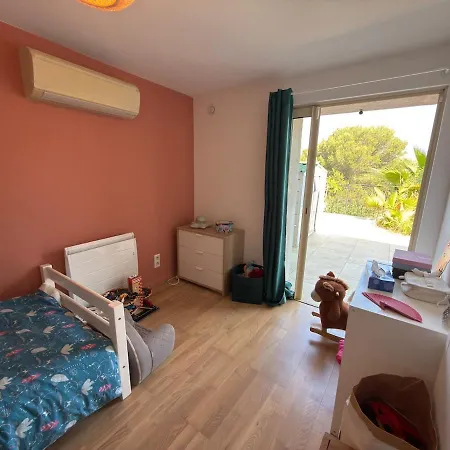 Maison De Charme Sur Les Collines, Piscine, Clim Holiday home *
