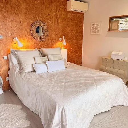 Treehouse In Les Oliviers, Sea View, Air Conditioning, Parking *