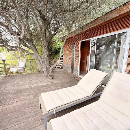 Treehouse In Les Oliviers, Sea View, Air Conditioning, Parking *