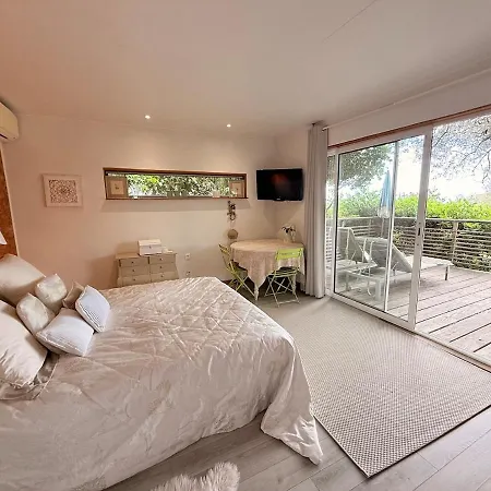 Apartment Treehouse In Les Oliviers, Sea View, Air Conditioning, Parking