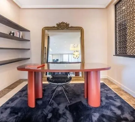 Eden Apartment
