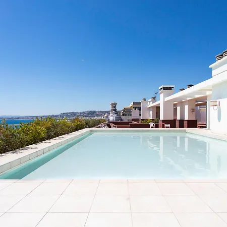 #40 Staywizus - Luxembourg Promenade Swimming Pool Roof Appartement *