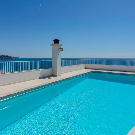 #40 Staywizus - Luxembourg Promenade Swimming Pool Roof * Nice