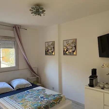 A Beautiful In Guest house *