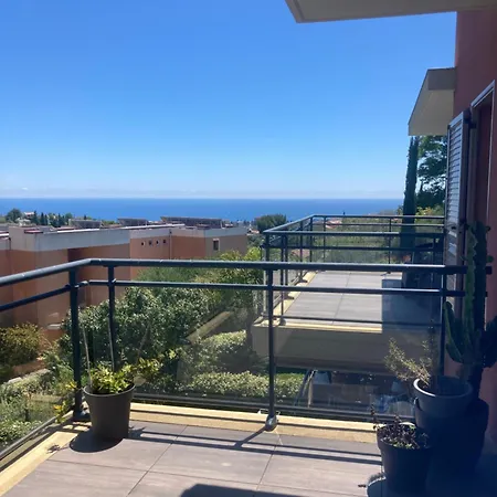Homestay Des Roses Nice