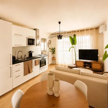 Apartment Deux Pieces Au Port De