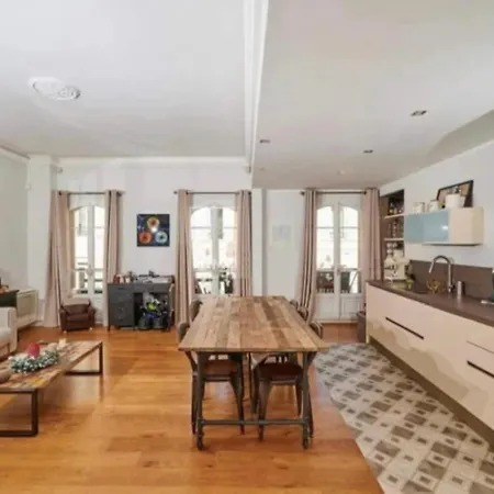 Center Loft * Nice