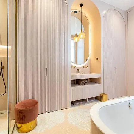 2Rue Villa With Private Pool - Beachfront Inn