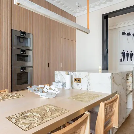 2Rue Villa With Private Pool - Beachfront Nice