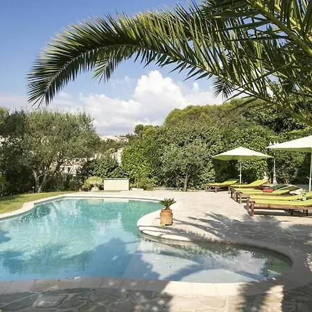 Bed & Breakfast Maison Saint Antonie Provence Alpine *