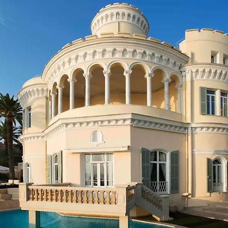 Chateau Latour Villa