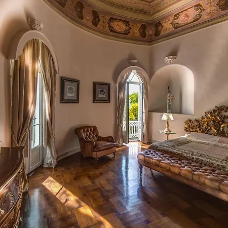 Villa Chateau Latour *