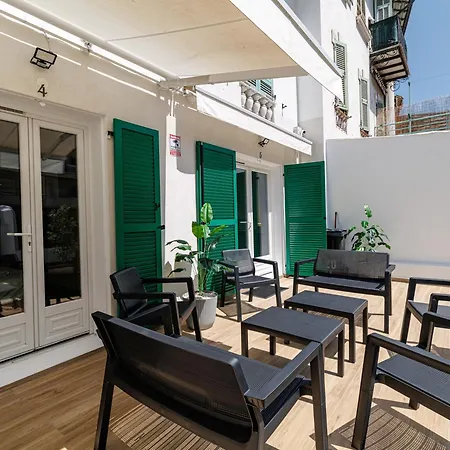 Villa 7 Min Walk To The Sea, Free Parking, 3 Ac, Garden