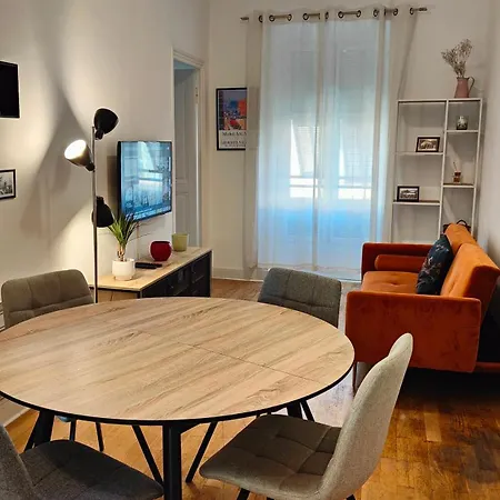 Apartment Authentic Port - Walk Everywhere
