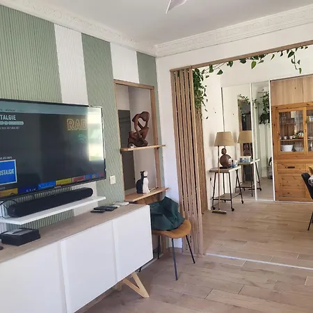 Le Gaisoleil Apartment
