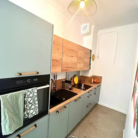 In Carre D'or Near Promenade Des Apartment *