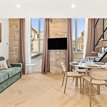 Merveilleux Duplex Centre De Nice, Climatise Et Renove ! Apartment *