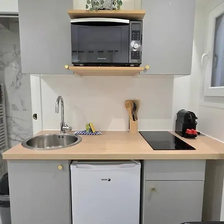 2p Compact & Charmant, A 2 Min De La Apartment Nice