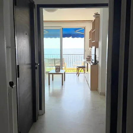 Apartment Sea View, Promenade Des Anglais, 180 Degree Balcony, 4 People