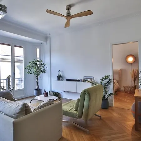 Apartment Cosy And Ideally Situated Near In Liberation