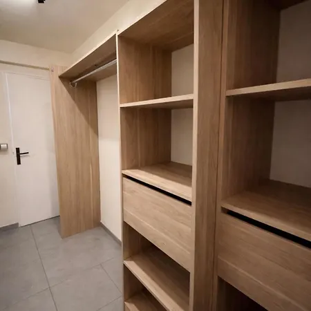 Apartment Sunny Terrace - Air Conditioning - 10 Min Old