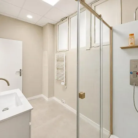 Cocon Riviera Proche Apartment