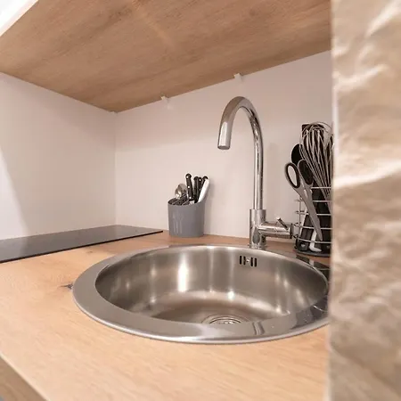 Apartment Petit Nid Cosy A Quelques Pas De La Nice