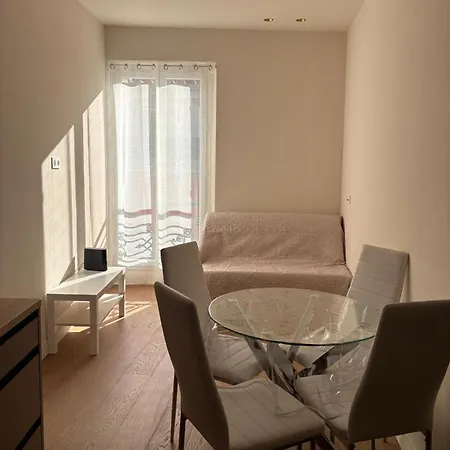 Cosy Centre - A 5 Minutes De La *