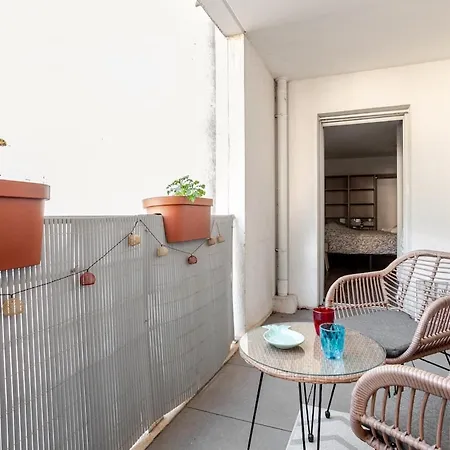 Apparemment F3 Avec Terrasse Clim & Tram * Nice