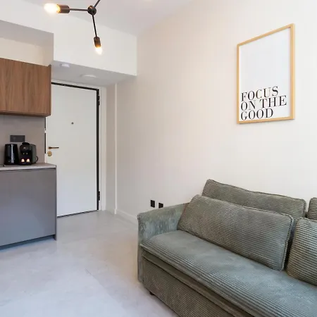 Monterverdi - Climatise Et Apartment