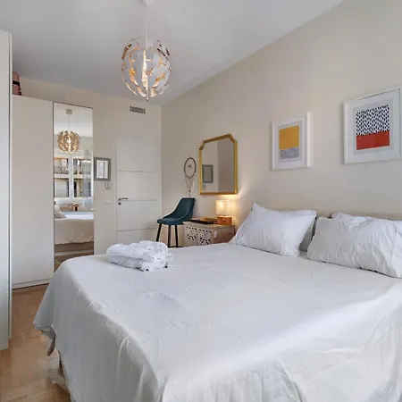 Sea View 2Bed & 2Bath Promenade Apartment Nice