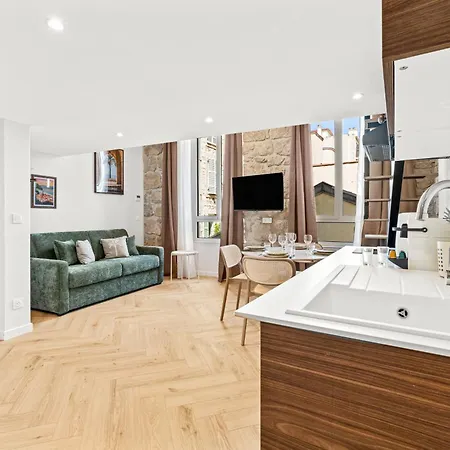 Apartment Merveilleux Duplex Centre De Nice, Climatise Et Renove ! *