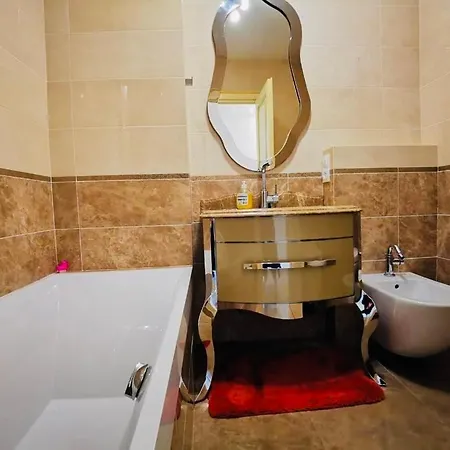 Spacieux Apparemment Dans De Luxe Avec Piscine Apartment *
