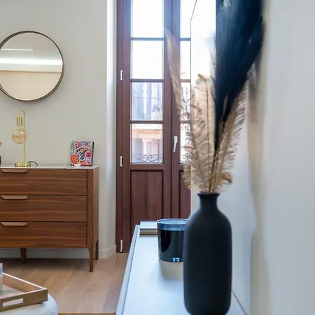 Cozy 2-room Next To The Port *