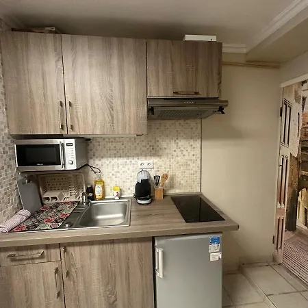 In Center, 2mins From Sea Apartment