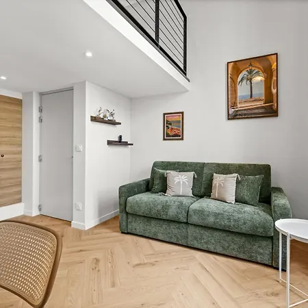 Merveilleux Duplex Centre De Nice, Climatise Et Renove ! *