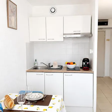 Le Thiers Azur Ap4520 By Riviera Homes