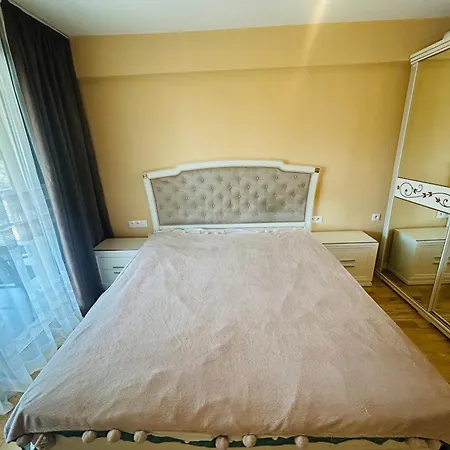 Spacieux Apparemment Dans De Luxe Avec Piscine * Nice