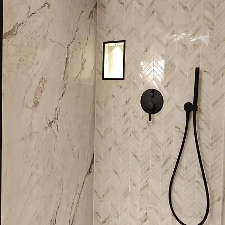 Apartment Luxury 3br Gem-nice Old Town-steps To *