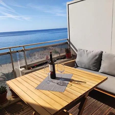 Apartment Seafront Duplex With Lovely Terrace
