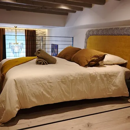 Beautiful Duplex - Center - Ac, Wifi Apartment Nice