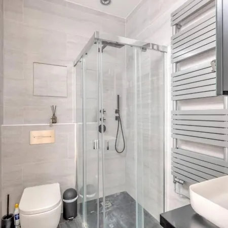 Apartment Grand De 3 A