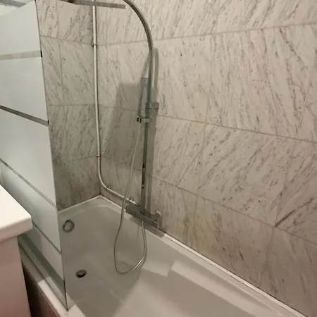 Sea View, Promenade Des Anglais, 180 Degree Balcony, 4 People Apartment