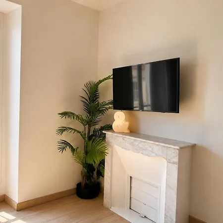 Apartment Modern And - Sea 2 Min Away