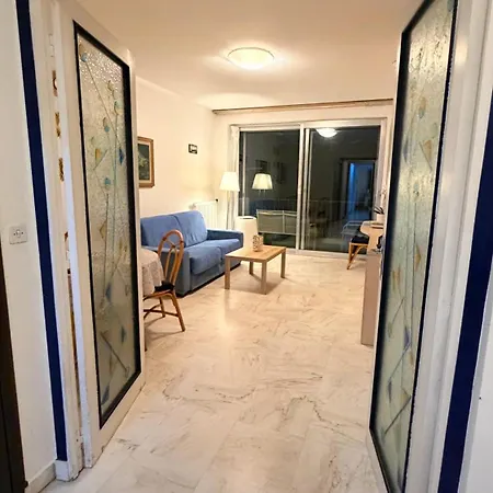 Sea View, Promenade Des Anglais, 180 Degree Balcony, 4 People