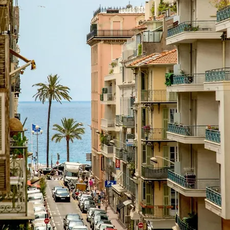 Apartment Carre Dorelegant 2 Br *