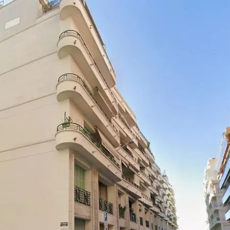 Grand De 3 A Apartment *