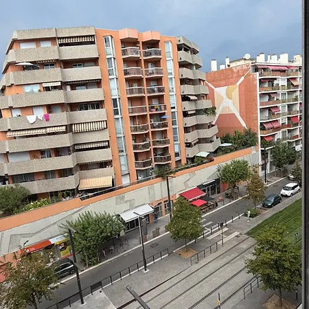 Sea View, Promenade Des Anglais, 180 Degree Balcony, 4 People * Nice