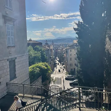 Apartment Carre Dorelegant 2 Br