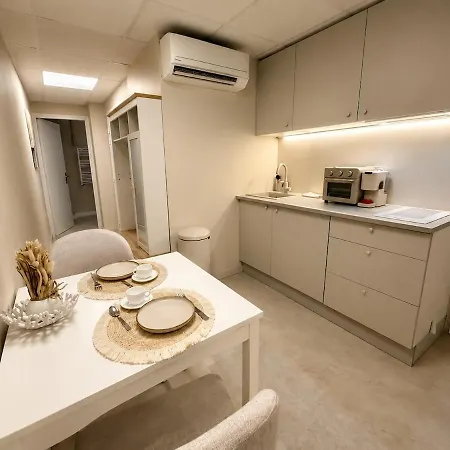 Cocon Riviera Proche Apartment *